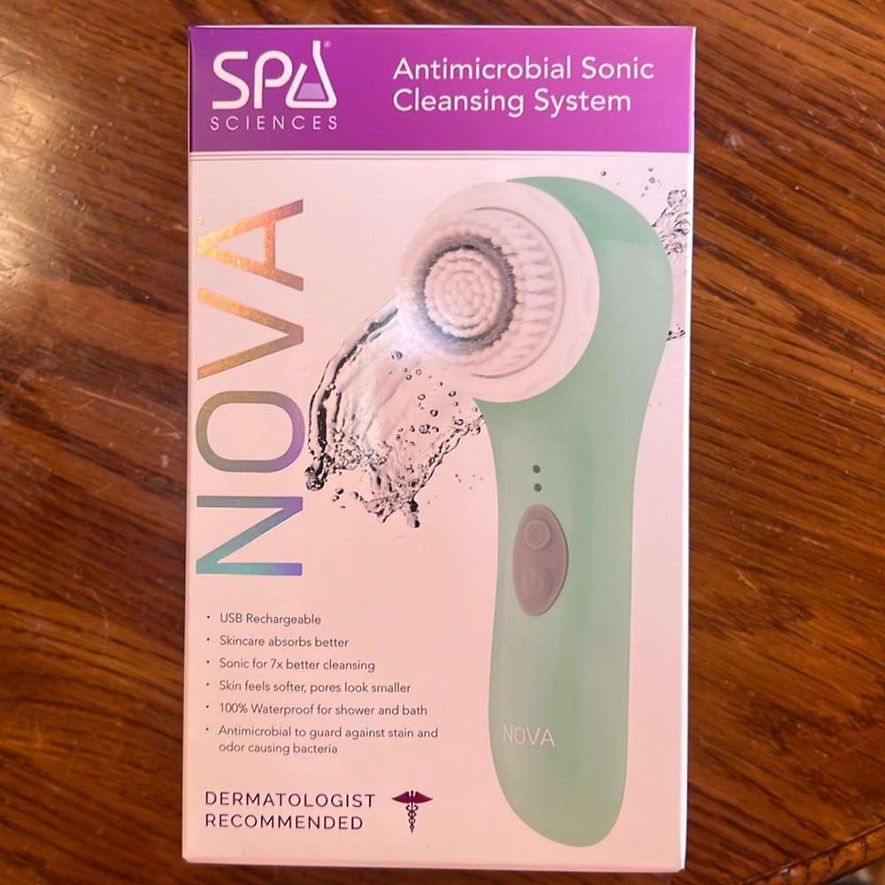 Nova Sonic Cleansing Brush